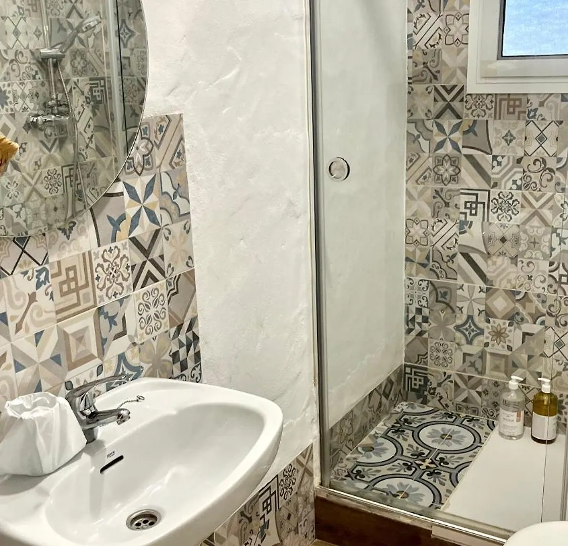 Zahora Beach Room